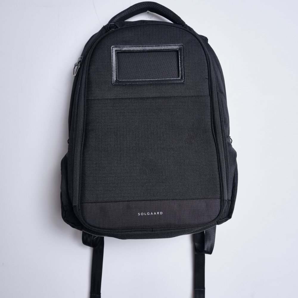 Solgaard Lifepack Solarbank - The Anti Theft Backpack - Black (NEW)